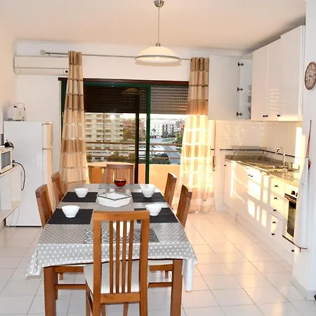 With 2 Bedrooms In With Wonderful Sea View Shared Pool Enclosed Garden 150 M From The Beach Apartamento