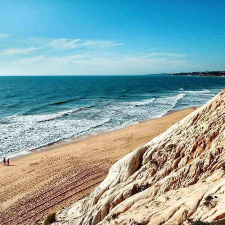 With 2 Bedrooms In With Wonderful Sea View Shared Pool Enclosed Garden 150 M From The Beach Portimão