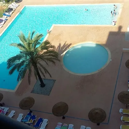 With 2 Bedrooms In With Wonderful Sea View Shared Pool Enclosed Garden 150 M From The Beach Apartmán