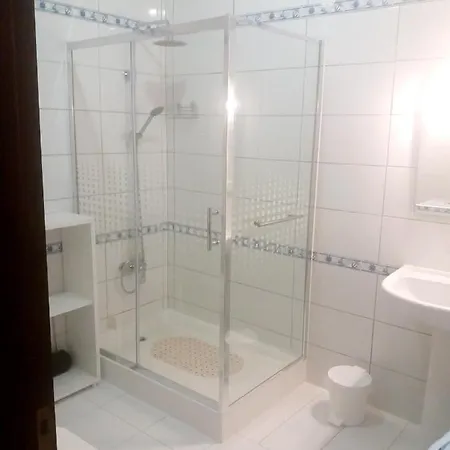 With 2 Bedrooms In With Wonderful Sea View Shared Pool Enclosed Garden 150 M From The Beach *